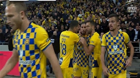 שחקני מכבי תל אביב חוגגים, צילום: מסך ערוץ 5